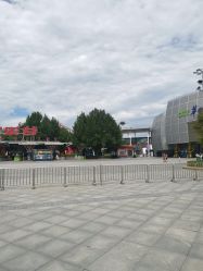 -失重星球乐园·蹦床馆(欢乐谷店)