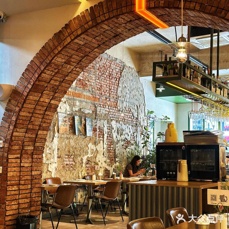 武汉Citywalk挖到宝！治愈系西餐厅直接封神！