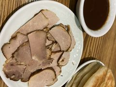 -李连贵酒家熏肉大饼(昆明街店)