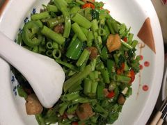 猪油渣炒空心菜-洞庭记·老湖南味道(下沙店)