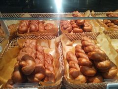 -胖东来生活广场(健康路店)