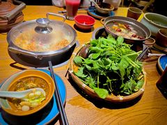 -吃饭皇帝大土家民族菜(正大广场店)