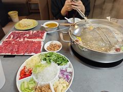 -官塘陈记鱼生·潮汕砂锅粥·牛肉火锅(潮枫路总店)