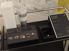 -喜茶(深圳万象城黑金店)