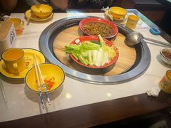 -靠山屯东北铁锅炖(东北菜，古美西路店)