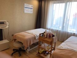 -涂tu指甲日式美甲美睫店