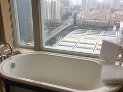 -深圳星河丽思卡尔顿酒店
