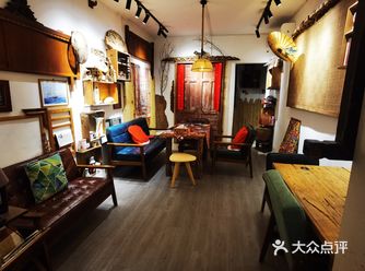 一日只接一单东街口一家没有店名的美食店
