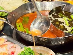 -由衷贵州酸汤牛肉火锅(新桥店)