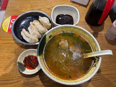 -黄阿姨锅贴大王(万航渡路店)