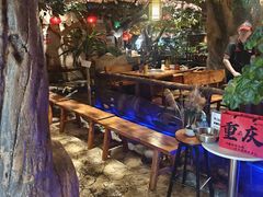 -城墙拐拐火锅(三峡广场黑金冠店)