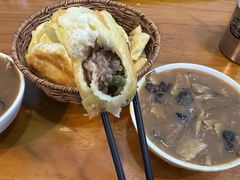 -穆彦华逍遥镇胡辣汤(岗坡路店)