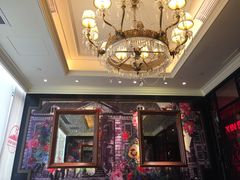 -新白鹿餐厅(悠迈生活广场店)