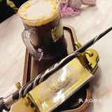 “哈利波特骑着扫帚🧹飞”“而我的扫帚🧹却只能清理垃圾堆”