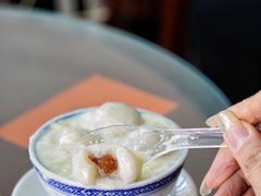 双皮奶汤圆-阿三麻蓉汤圆(顺光大厦店)