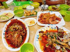 -小海豚•老字号海鲜餐厅(天涯店)