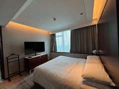 -上海龙之梦万丽酒店