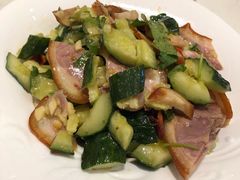 肘子拍黄瓜-松花湖水饺(新濠天地店)