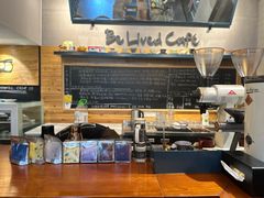 -Be Lived Cafe比例咖啡(摩天轮店)