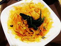 红油豆芽菜凉拌面皮-魏家餐饮(朗香街店)