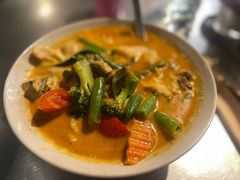 -Show Neua Thai Street Food