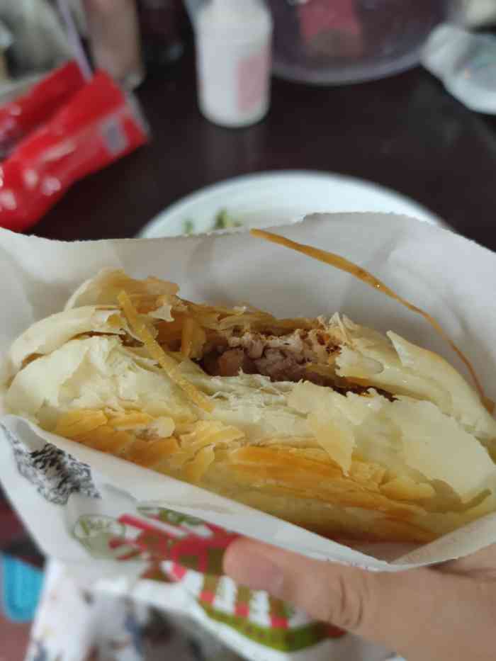 肉夹馍(五角场店)-"美团外卖 速度挺快包装结实 袋子清洁 .