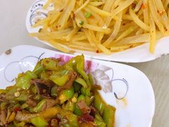 -江西炒粉瓦罐汤奉化牛肉面(邱隘镇中路店)