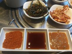 9种小菜-韩聚屋韩国烤肉餐厅(新北万达店)
