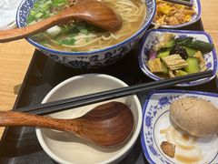 -舌尖尖·兰州牛肉面(浦东机场店)