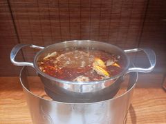 -独食火锅·半米屋台(直营总店)