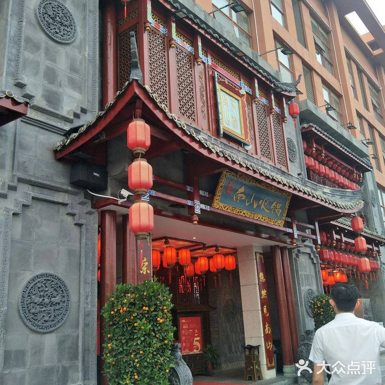 依旧对这个城市无比的喜爱，因为真的留得住人！