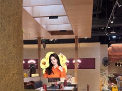 -老牌坊云南鱼豆花火锅(哈西万达店)