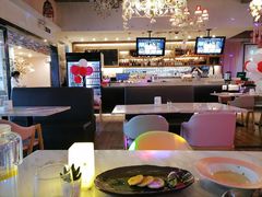 -樱花里音乐餐吧·牛扒椰子鸡(东圃店)