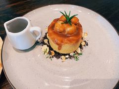 -Chom Cafe and Restaurant