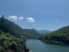 -平江沱龙峡漂流