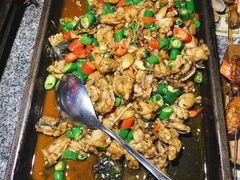 炭烧牛蛙平锅紫苏味-蘭奢雅集·江浙菜(青山江滩店)