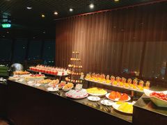 自助取餐区-澳门旅游塔360°旋转餐厅(南湾湖广场店)