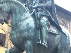 -圣母百花圣殿