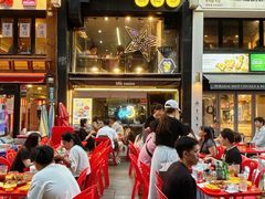 -BHC炸鸡(明洞总店)