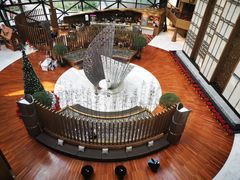 -上海滴水湖皇冠假日酒店