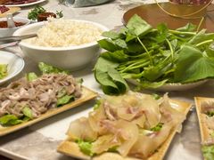 -周老三跷脚牛肉·全牛火锅(非遗传承店)