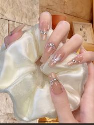 -赢韵美甲美睫瑞士净斑中心
