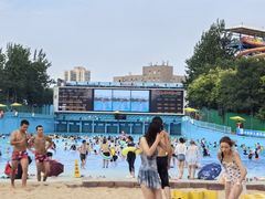 -欢乐水魔方水世界