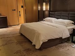 -中山利和希尔顿酒店