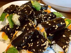 -BHC炸鸡(明洞总店)