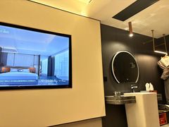 -朵兰达V酒店(成都春熙路太古里国金中心店)