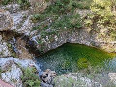 -大平台龙居瀑布旅游区