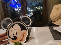 -WOLFGANG PUCK KITCHEN & BAR(迪士尼小镇店)