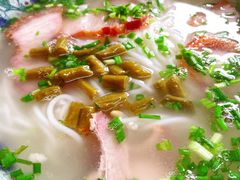 -肇兴特色牛肉粉