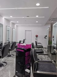 -Coo Hair salon